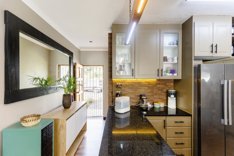 3 Bedroom Property for Sale in Uvongo KwaZulu-Natal