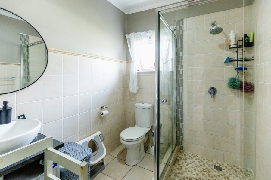 3 Bedroom Property for Sale in Uvongo KwaZulu-Natal