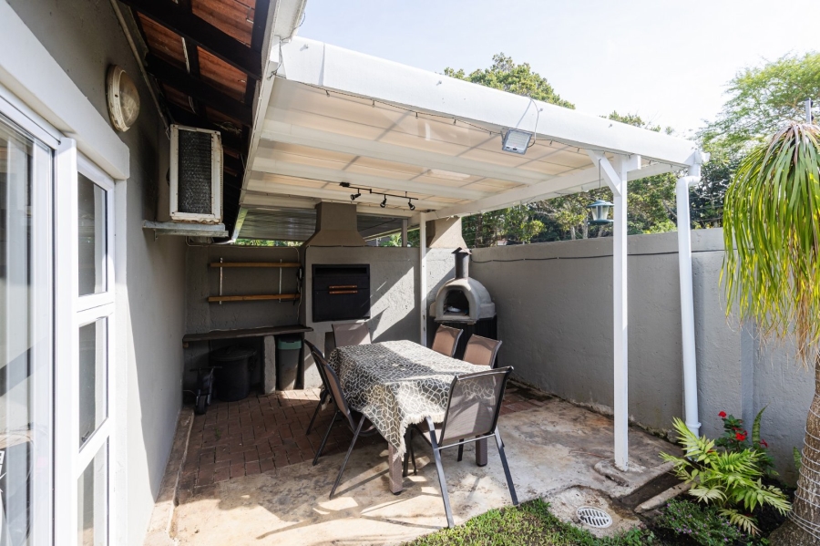 3 Bedroom Property for Sale in Uvongo KwaZulu-Natal