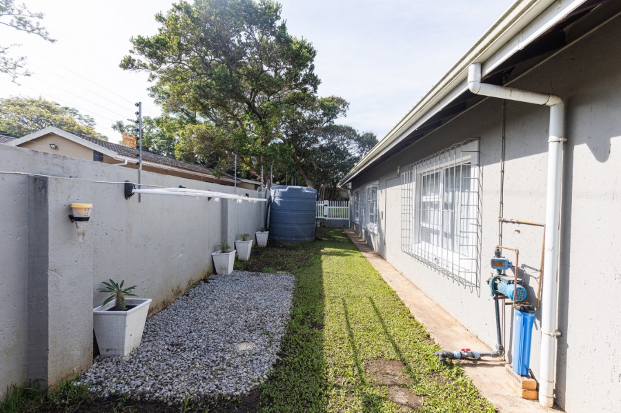 3 Bedroom Property for Sale in Uvongo KwaZulu-Natal