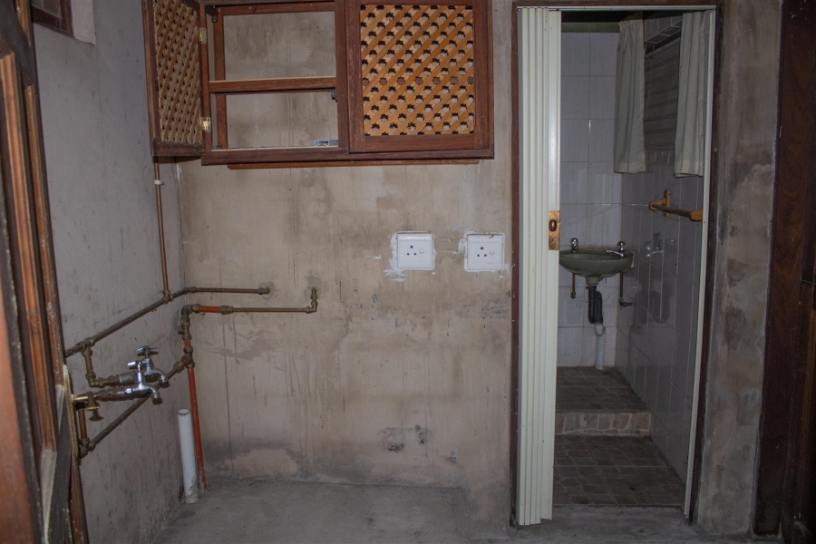 5 Bedroom Property for Sale in Paddock KwaZulu-Natal