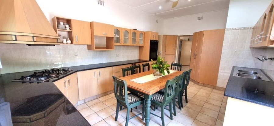 4 Bedroom Property for Sale in Umkomaas KwaZulu-Natal