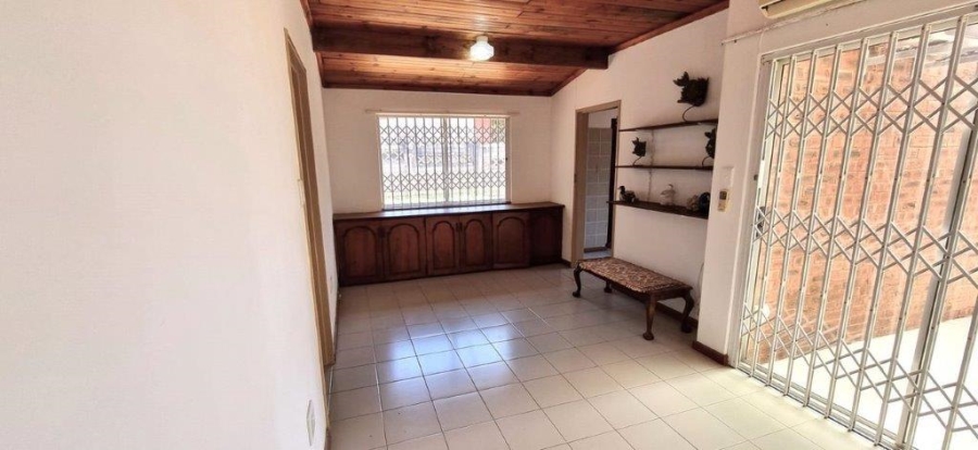 4 Bedroom Property for Sale in Umkomaas KwaZulu-Natal