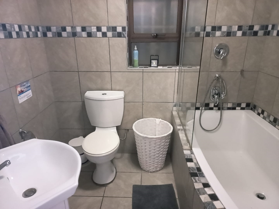 2 Bedroom Property for Sale in Margate KwaZulu-Natal