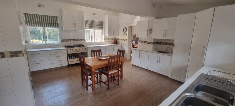 4 Bedroom Property for Sale in Umtentweni KwaZulu-Natal
