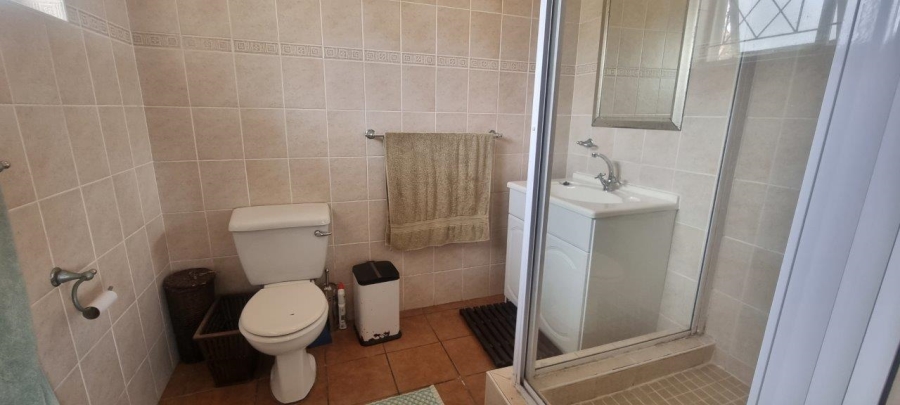 4 Bedroom Property for Sale in Umtentweni KwaZulu-Natal