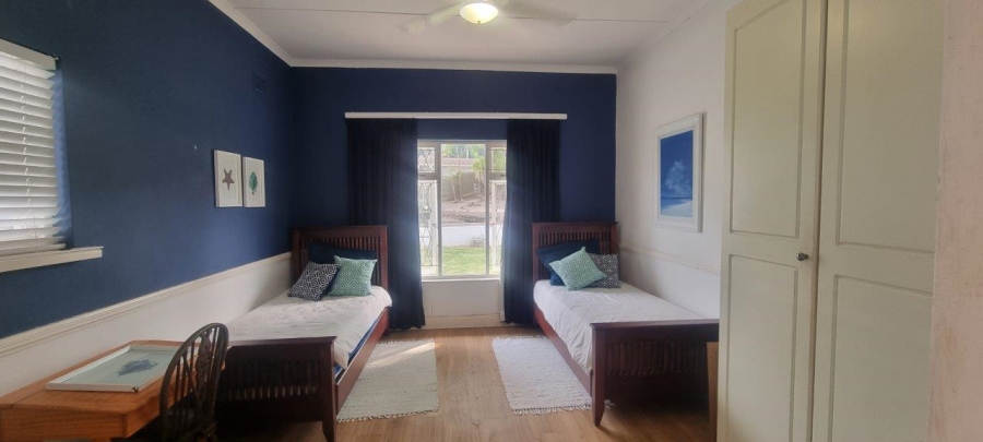 4 Bedroom Property for Sale in Umtentweni KwaZulu-Natal