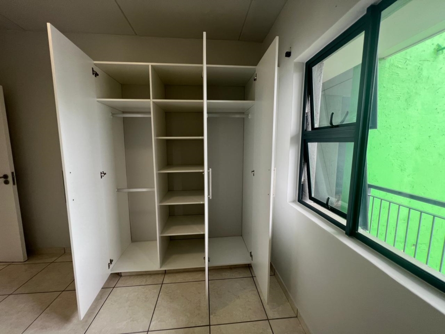 2 Bedroom Property for Sale in Ballitoville KwaZulu-Natal
