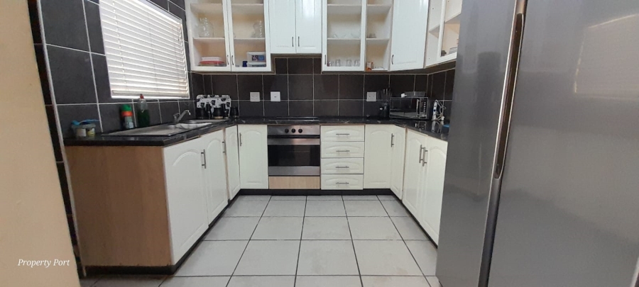3 Bedroom Property for Sale in Oslo Beach KwaZulu-Natal