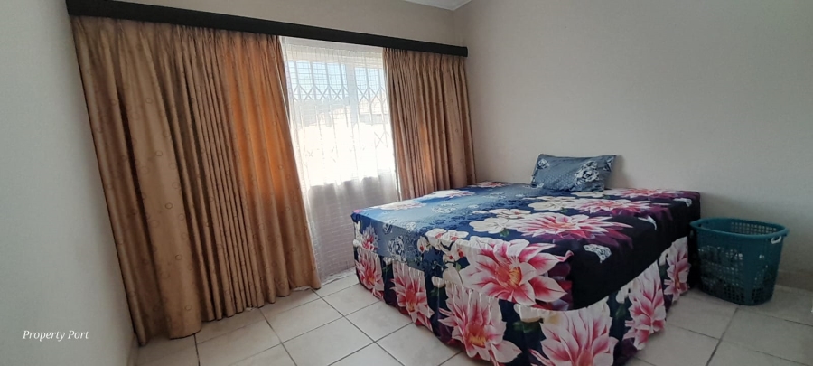3 Bedroom Property for Sale in Oslo Beach KwaZulu-Natal