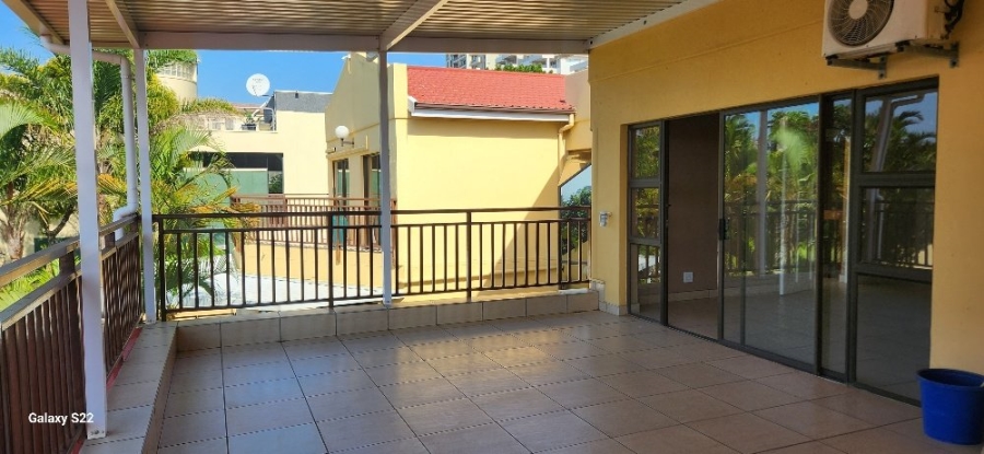 To Let 7 Bedroom Property for Rent in Umhlanga KwaZulu-Natal