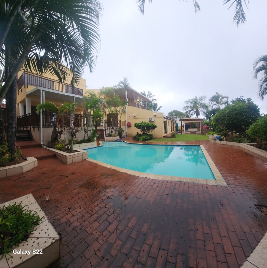 To Let 7 Bedroom Property for Rent in Umhlanga KwaZulu-Natal