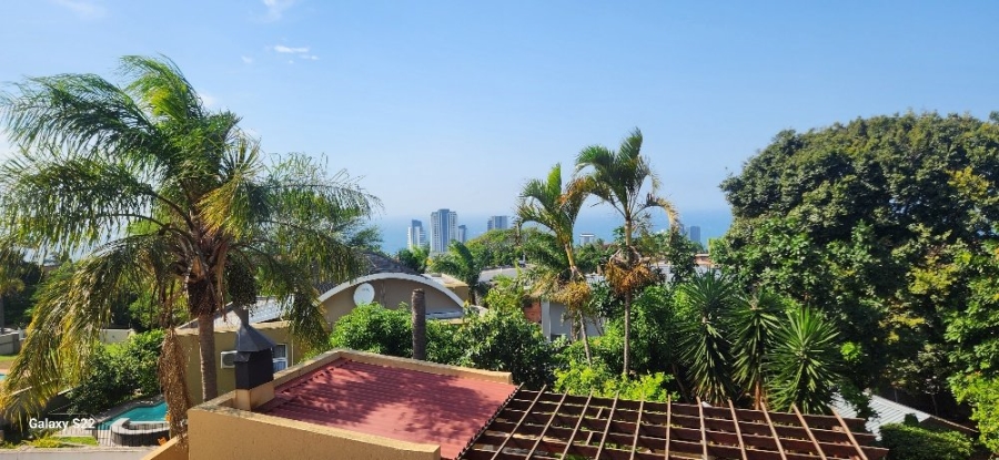 To Let 7 Bedroom Property for Rent in Umhlanga KwaZulu-Natal