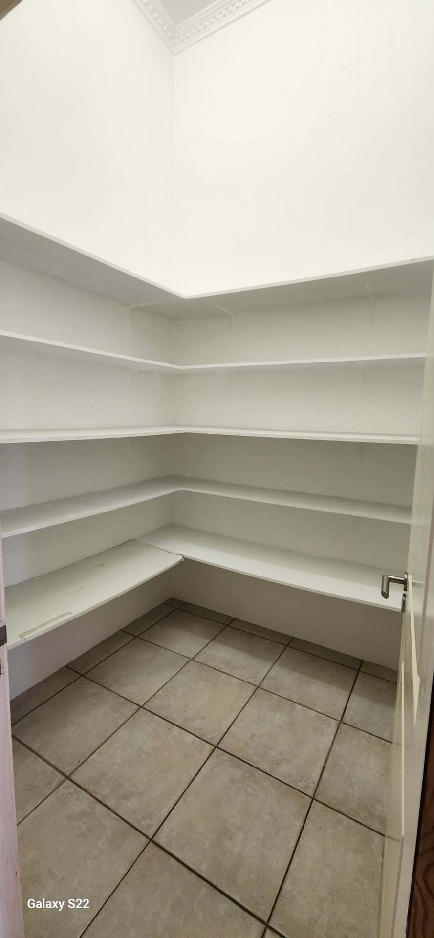 To Let 7 Bedroom Property for Rent in Umhlanga KwaZulu-Natal