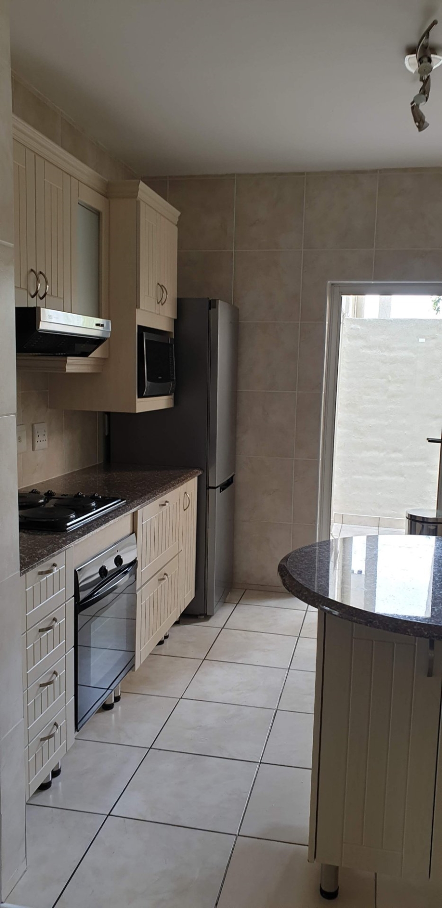 To Let 3 Bedroom Property for Rent in Umhlanga KwaZulu-Natal