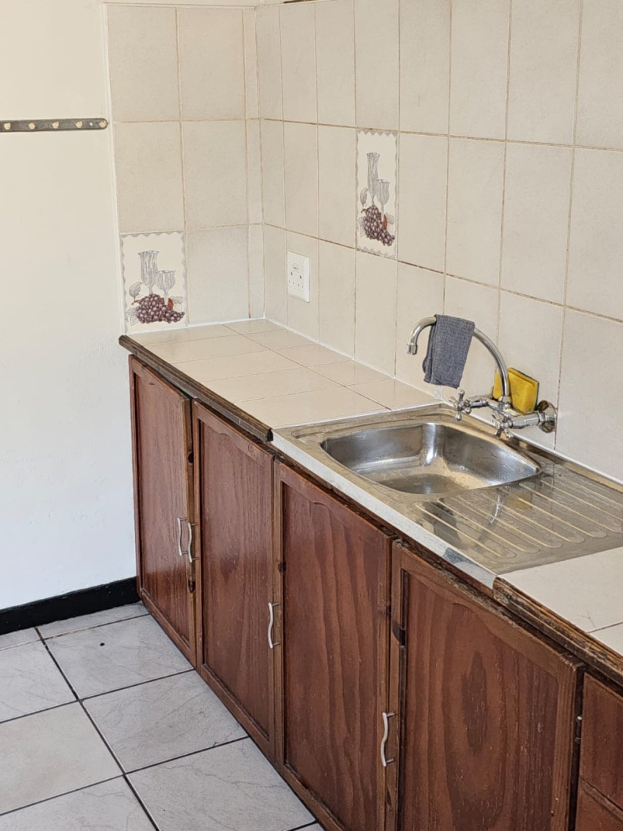 To Let 1 Bedroom Property for Rent in Bluff KwaZulu-Natal