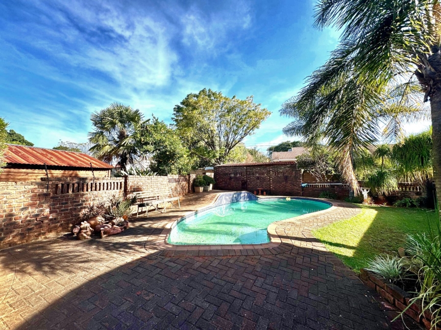 4 Bedroom Property for Sale in Pioneer Park KwaZulu-Natal
