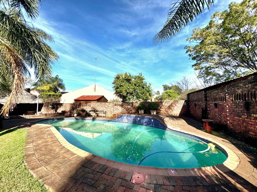 4 Bedroom Property for Sale in Pioneer Park KwaZulu-Natal