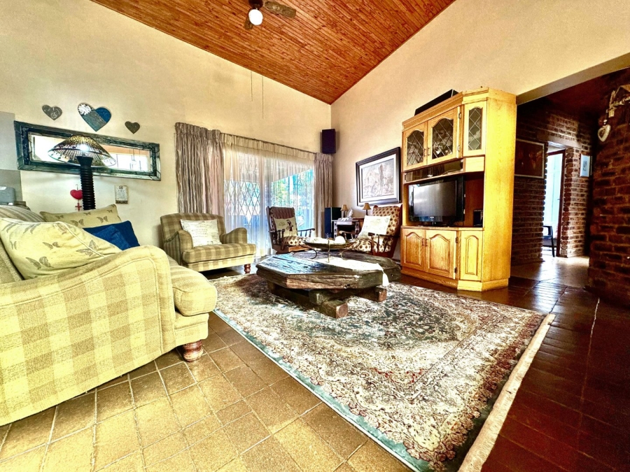 4 Bedroom Property for Sale in Pioneer Park KwaZulu-Natal