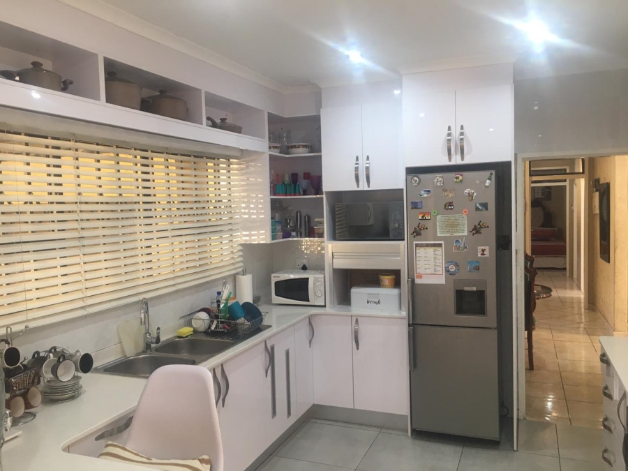 3 Bedroom Property for Sale in Amajuba Park KwaZulu-Natal