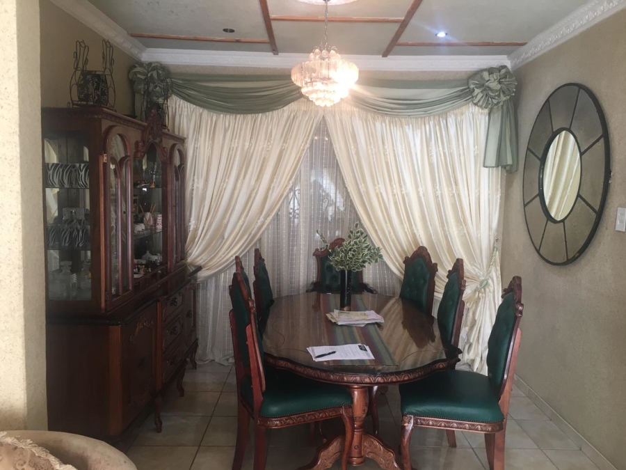 3 Bedroom Property for Sale in Amajuba Park KwaZulu-Natal