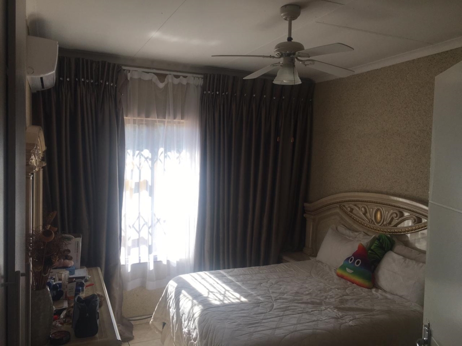 3 Bedroom Property for Sale in Amajuba Park KwaZulu-Natal