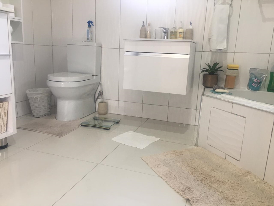3 Bedroom Property for Sale in Amajuba Park KwaZulu-Natal
