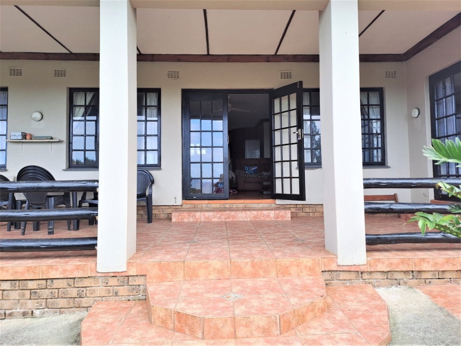 3 Bedroom Property for Sale in Port Edward KwaZulu-Natal