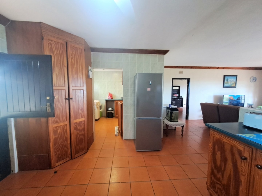 3 Bedroom Property for Sale in Port Edward KwaZulu-Natal