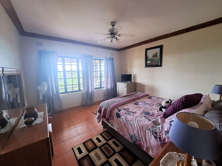 3 Bedroom Property for Sale in Port Edward KwaZulu-Natal