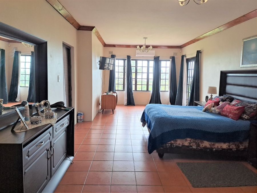 3 Bedroom Property for Sale in Port Edward KwaZulu-Natal
