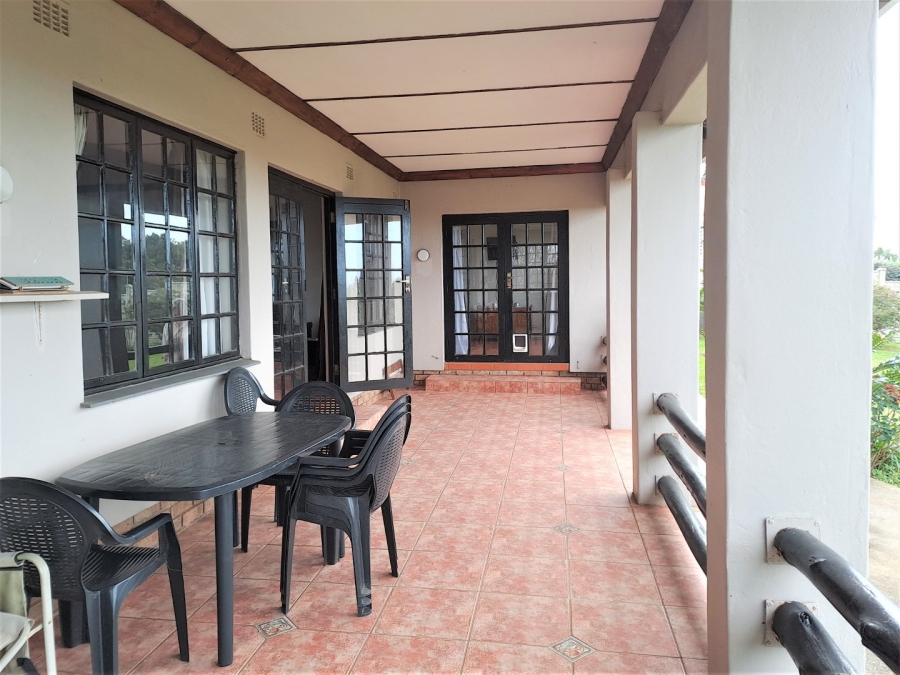 3 Bedroom Property for Sale in Port Edward KwaZulu-Natal