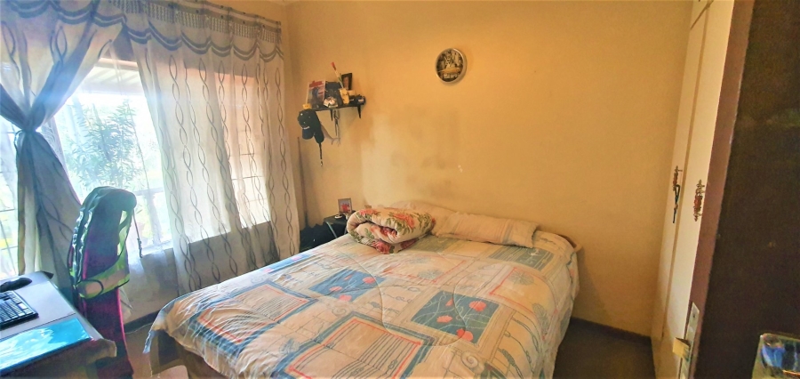 6 Bedroom Property for Sale in Sea Park KwaZulu-Natal