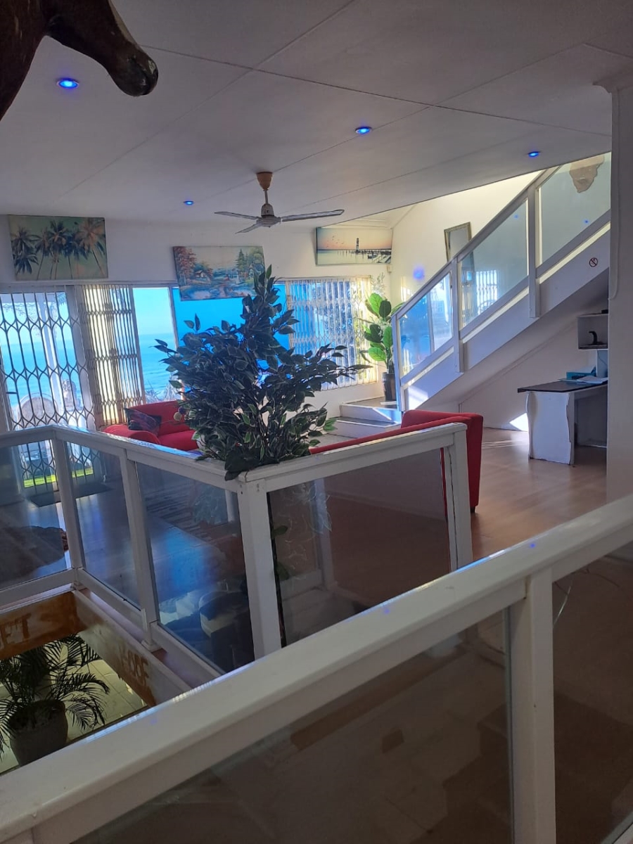 To Let 4 Bedroom Property for Rent in Margate Beach KwaZulu-Natal