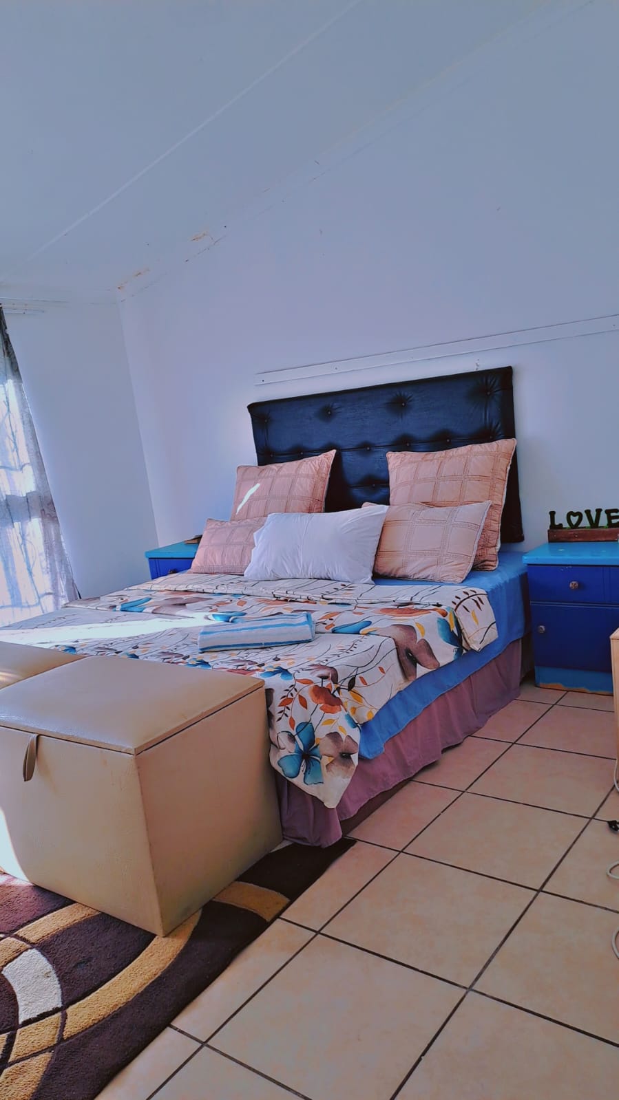 To Let 4 Bedroom Property for Rent in Margate Beach KwaZulu-Natal