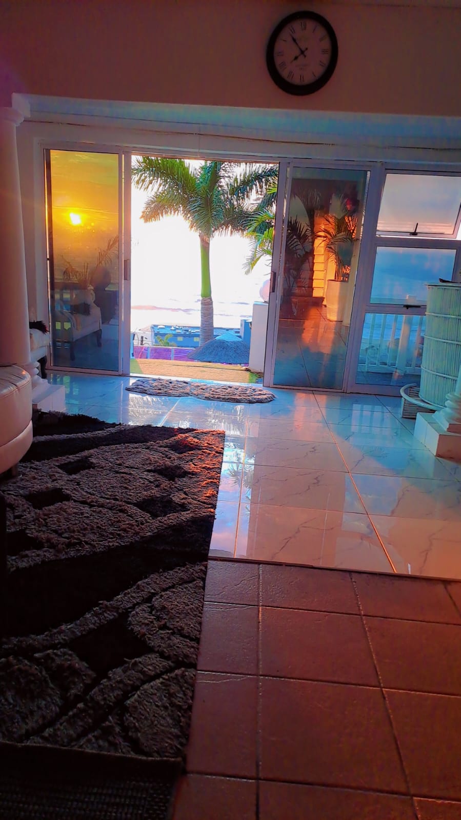 To Let 4 Bedroom Property for Rent in Margate Beach KwaZulu-Natal