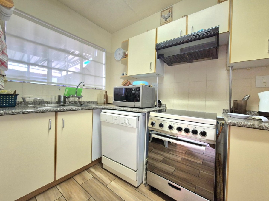 2 Bedroom Property for Sale in Newcastle KwaZulu-Natal