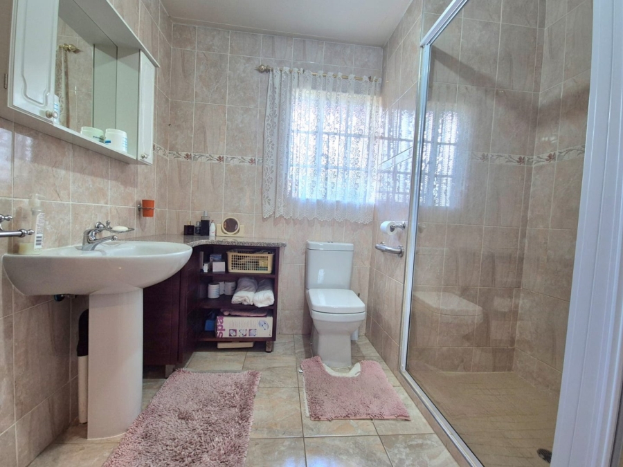 2 Bedroom Property for Sale in Newcastle KwaZulu-Natal
