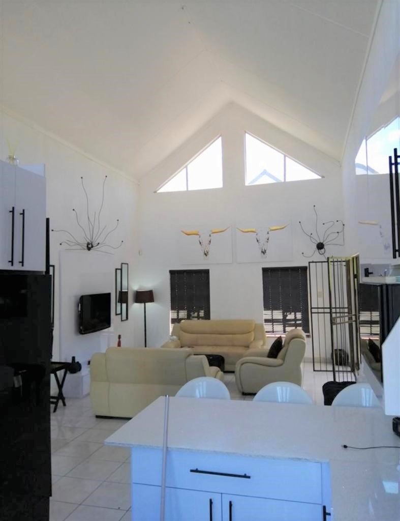 2 Bedroom Property for Sale in Aviary Hill KwaZulu-Natal