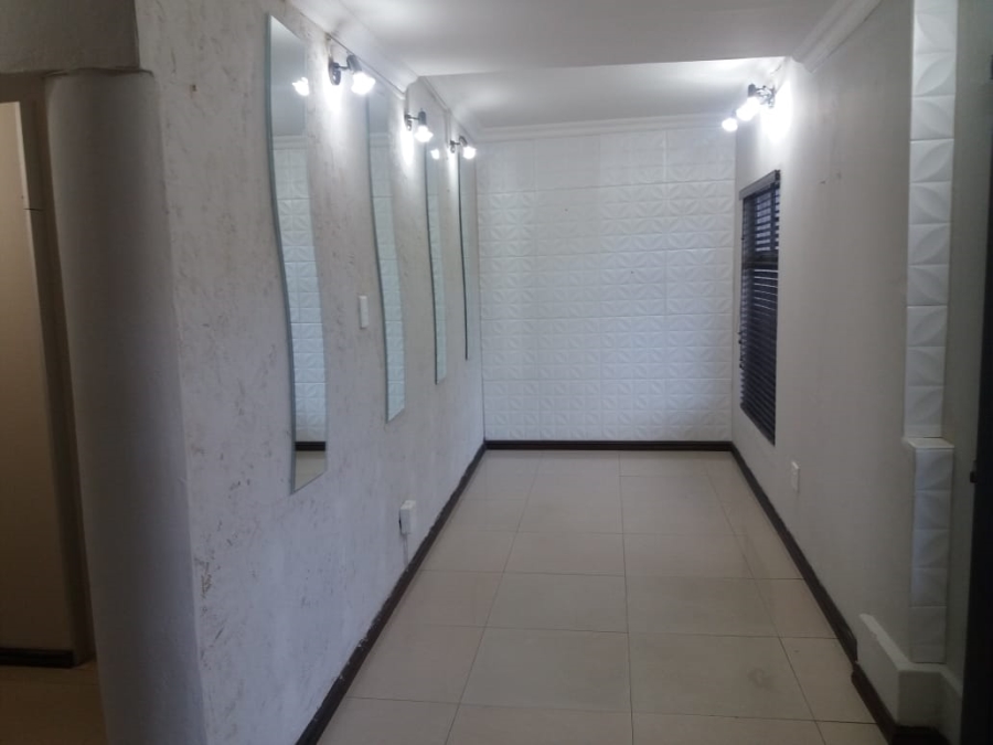 2 Bedroom Property for Sale in Margate KwaZulu-Natal