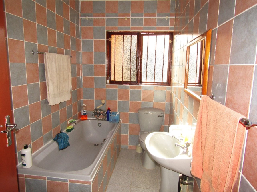 3 Bedroom Property for Sale in Woodgrange KwaZulu-Natal