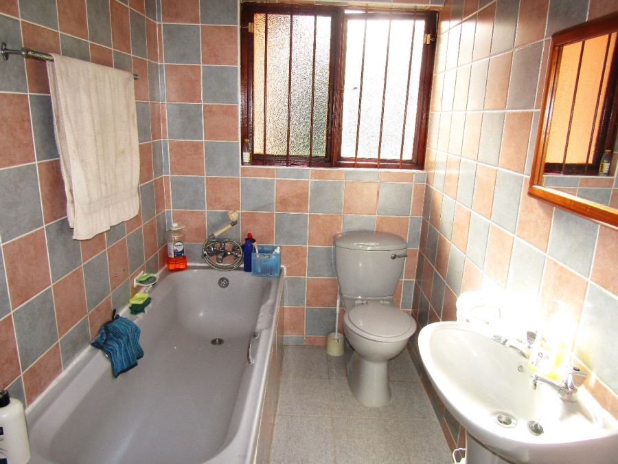 3 Bedroom Property for Sale in Woodgrange KwaZulu-Natal