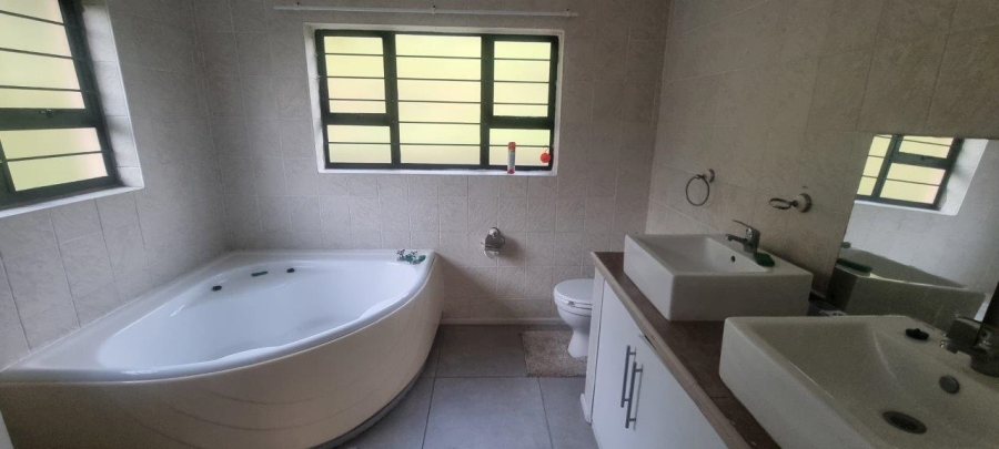 3 Bedroom Property for Sale in Hibberdene KwaZulu-Natal