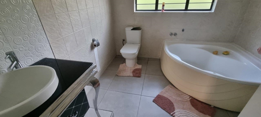 3 Bedroom Property for Sale in Hibberdene KwaZulu-Natal