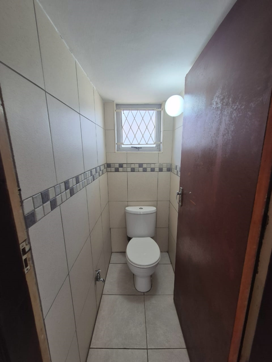 To Let 2 Bedroom Property for Rent in Merewent KwaZulu-Natal