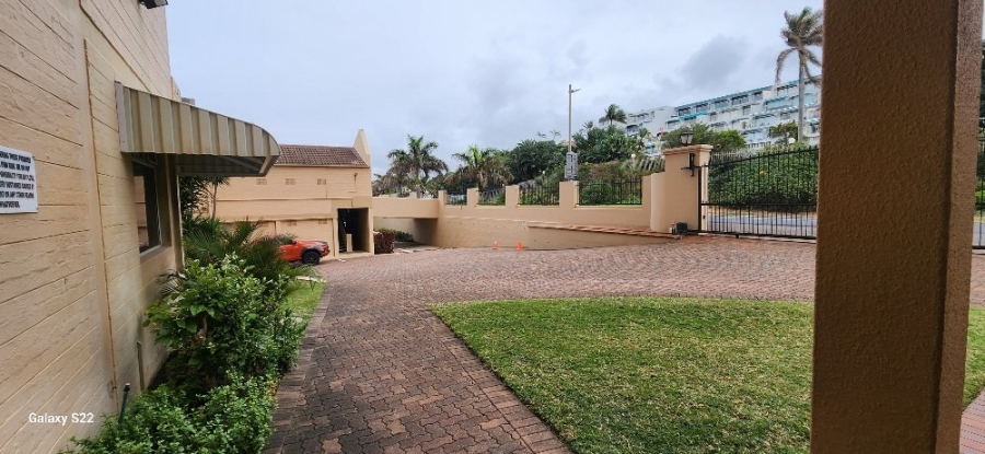 To Let 3 Bedroom Property for Rent in Umhlanga KwaZulu-Natal