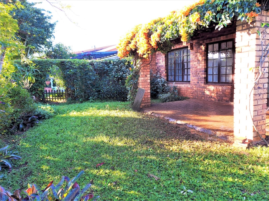 2 Bedroom Property for Sale in Port Edward KwaZulu-Natal