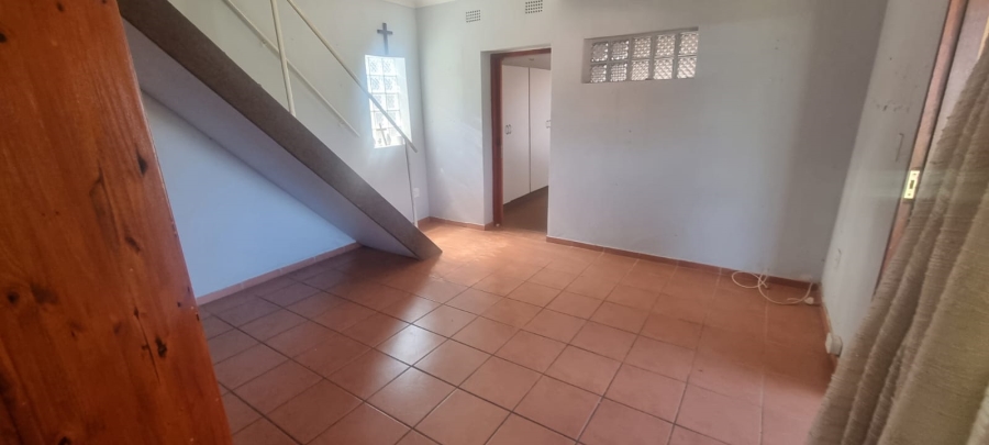 3 Bedroom Property for Sale in Sunwich Port KwaZulu-Natal