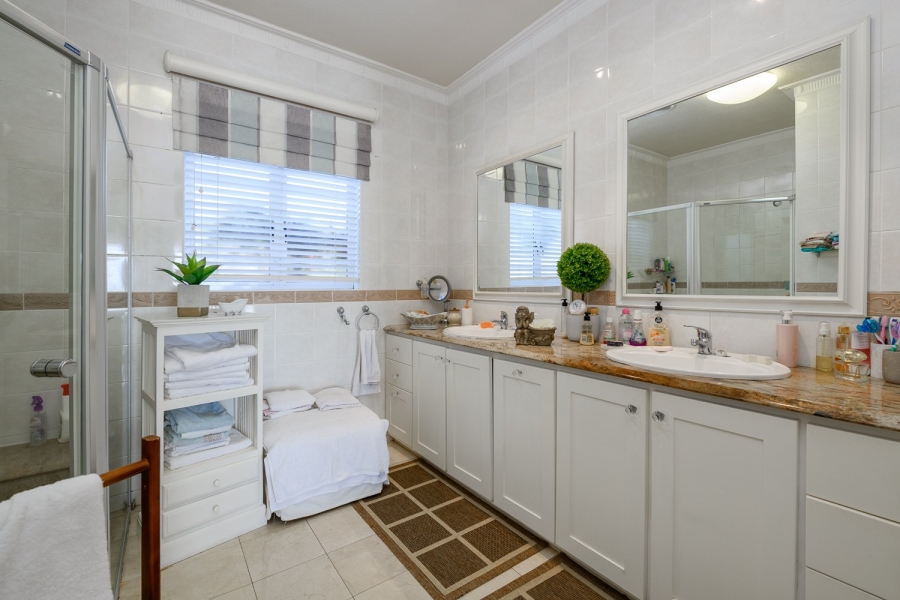 4 Bedroom Property for Sale in Shelly Beach KwaZulu-Natal