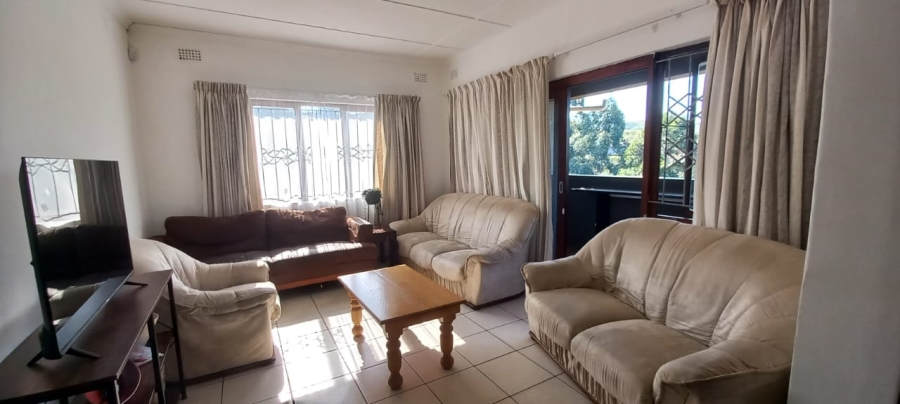 7 Bedroom Property for Sale in Marburg KwaZulu-Natal